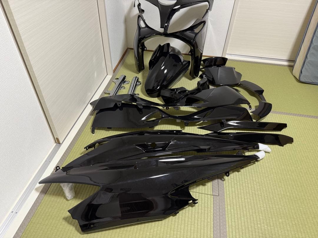 スズキ・スカイウェイブ250外装（黒）NBS製・台湾製