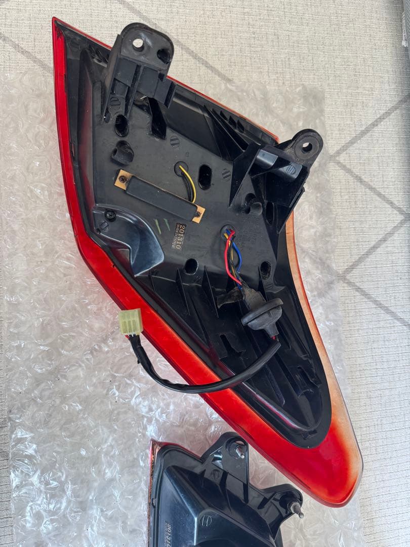 スバル レガシィ BR系 テールランプ VALENTI(ヴァレンティ)