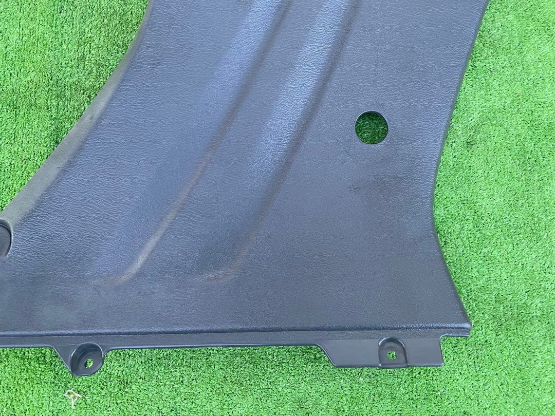 マツダ RX7 FC3S 後期　純正 右左リア ピラートリム