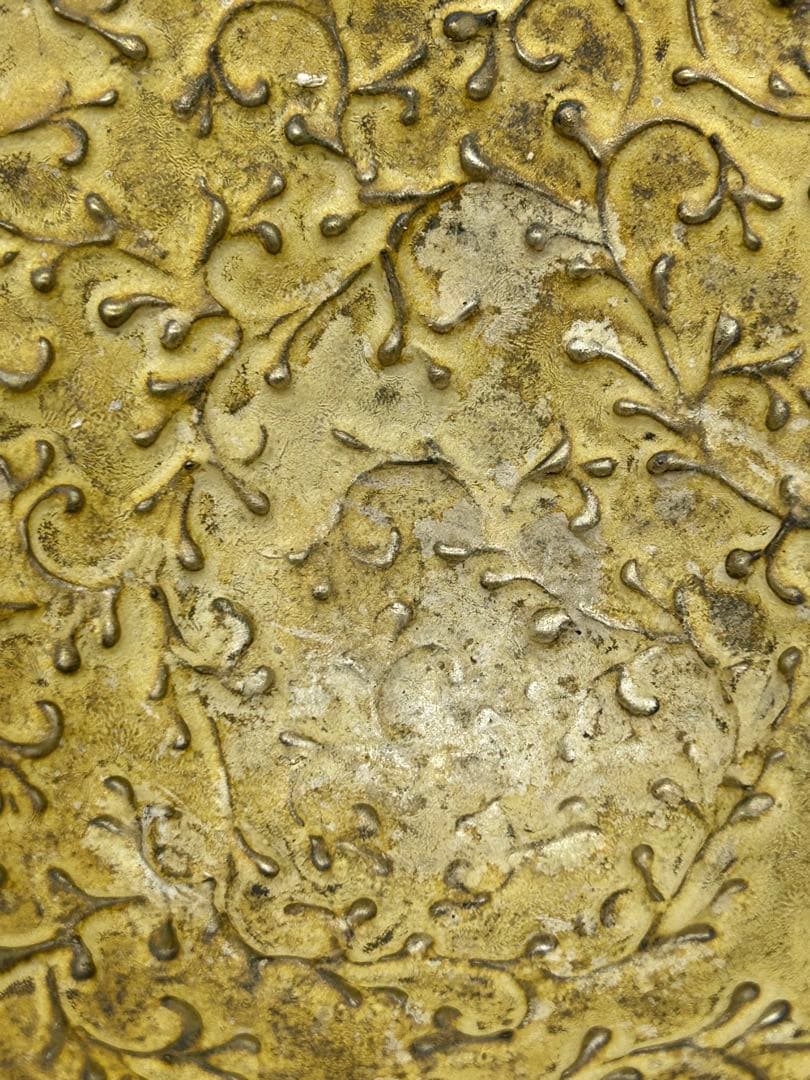 伊藤剛俊作　イッチン銀彩　蔦柄鉢