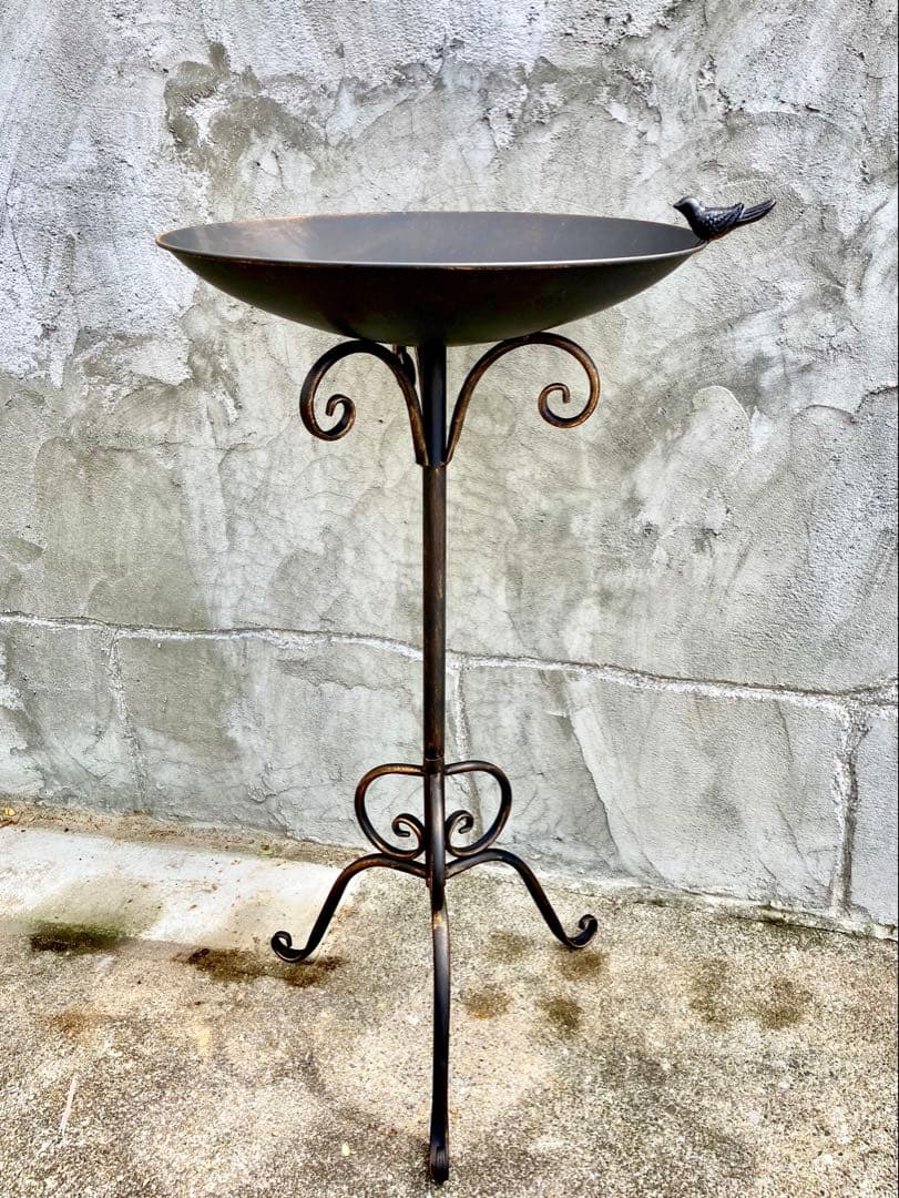 残1。アイアン製　バードフィダー