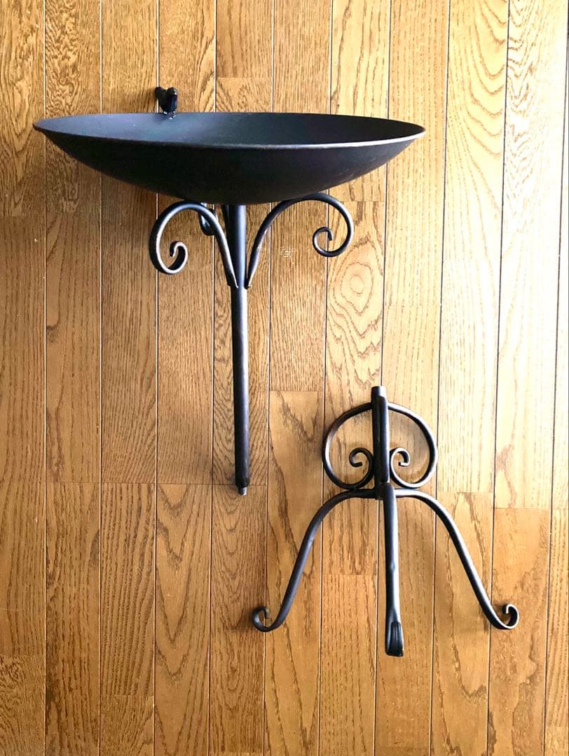 残1。アイアン製　バードフィダー