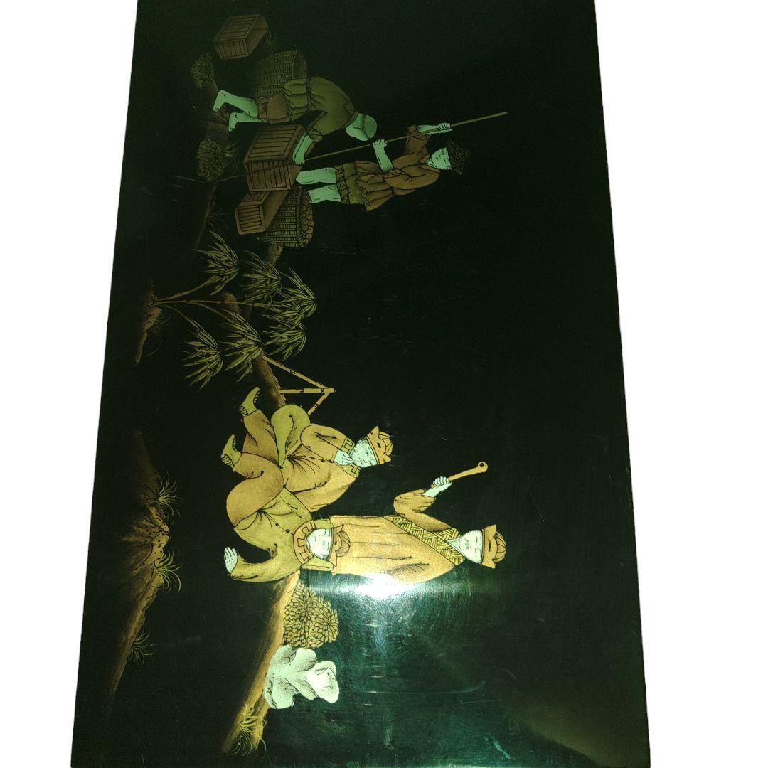 中国キャビネット　漆細工?　武人図