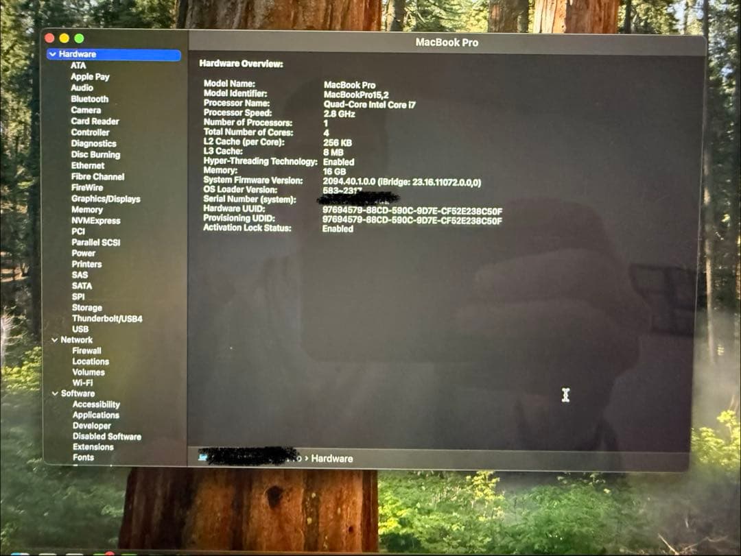2019 MacBook Pro 13インチ（i7/16GB/1TB SSD)