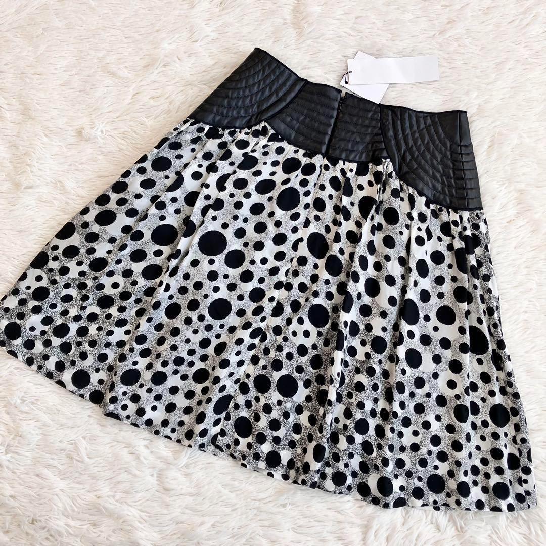 新品 大きいサイズ ジャンポールゴルチェ フレアスカート ドット フェイクレザー