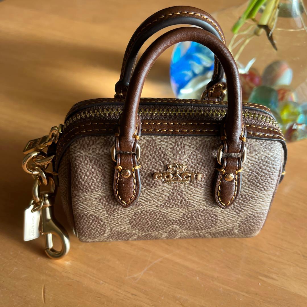 COACH ミニバッグ型キーホルダー ブラウン