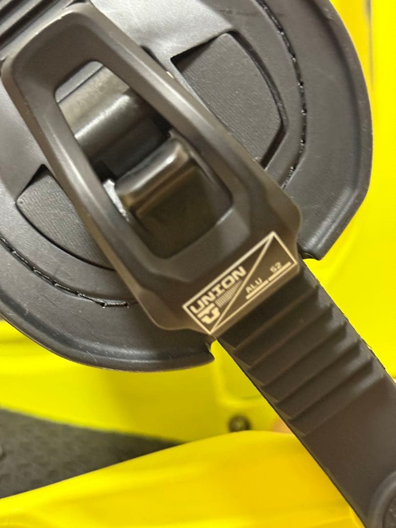 24-25UNION STRATA ACID GREEN Mサイズ