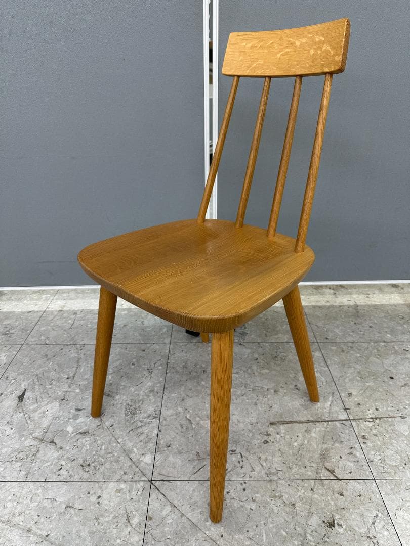 飛騨産業　ダイニングチェア　TUGUMI　ブラウン　①