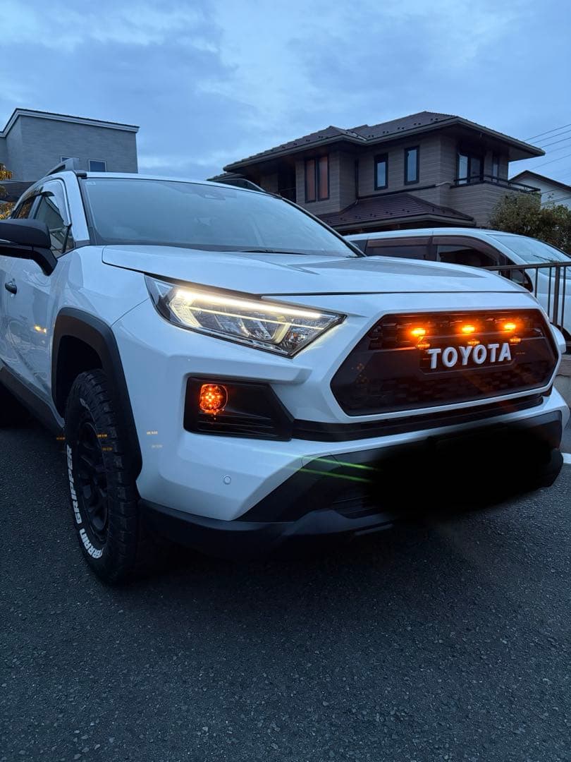 rav4タコマ風グリル新型ソナー加工済み