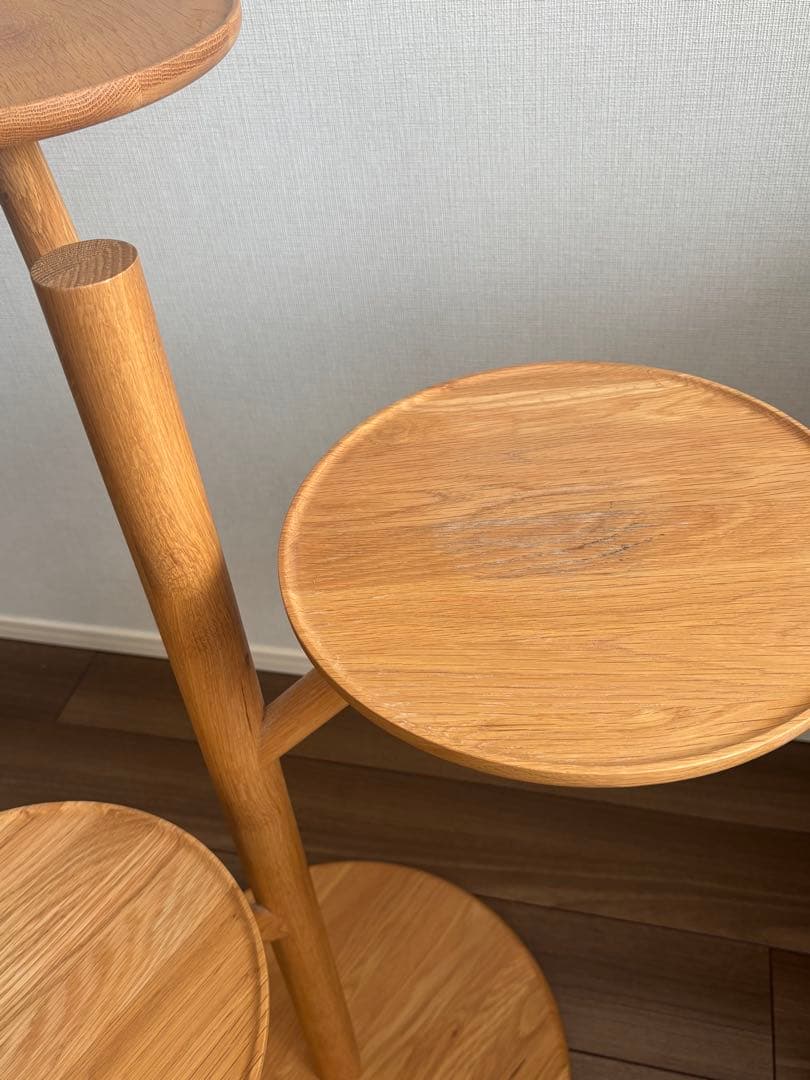 木製三段の植木鉢スタンド