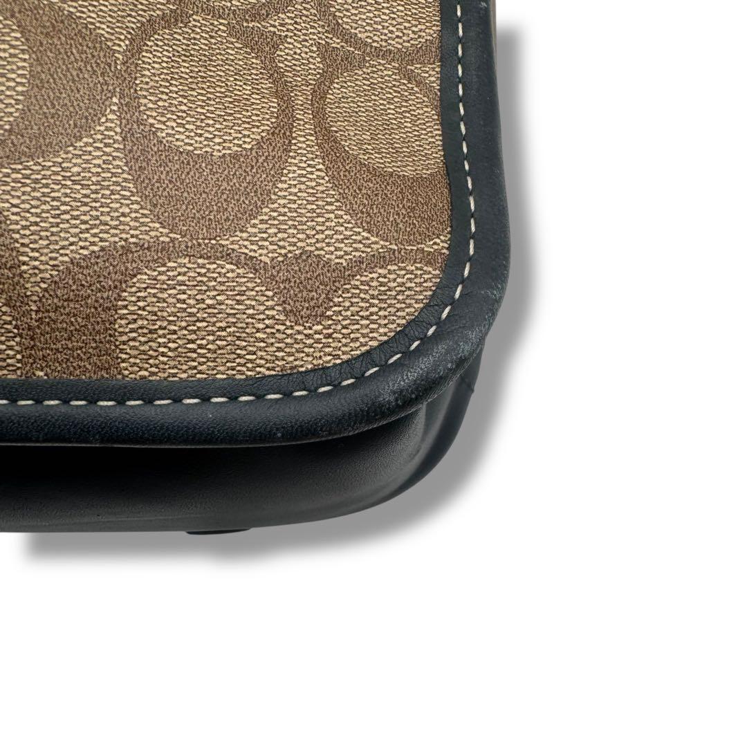 【美品】コーチ ショルダーバッグ メッセンジャー シグネチャー 茶 PVC