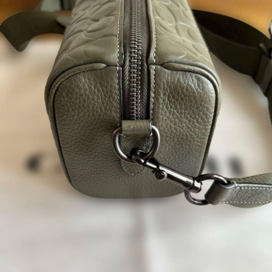 新品✨COACH＊コーチ　クロスボディ　シグネチャー　オリーブ　レザー　バッグ