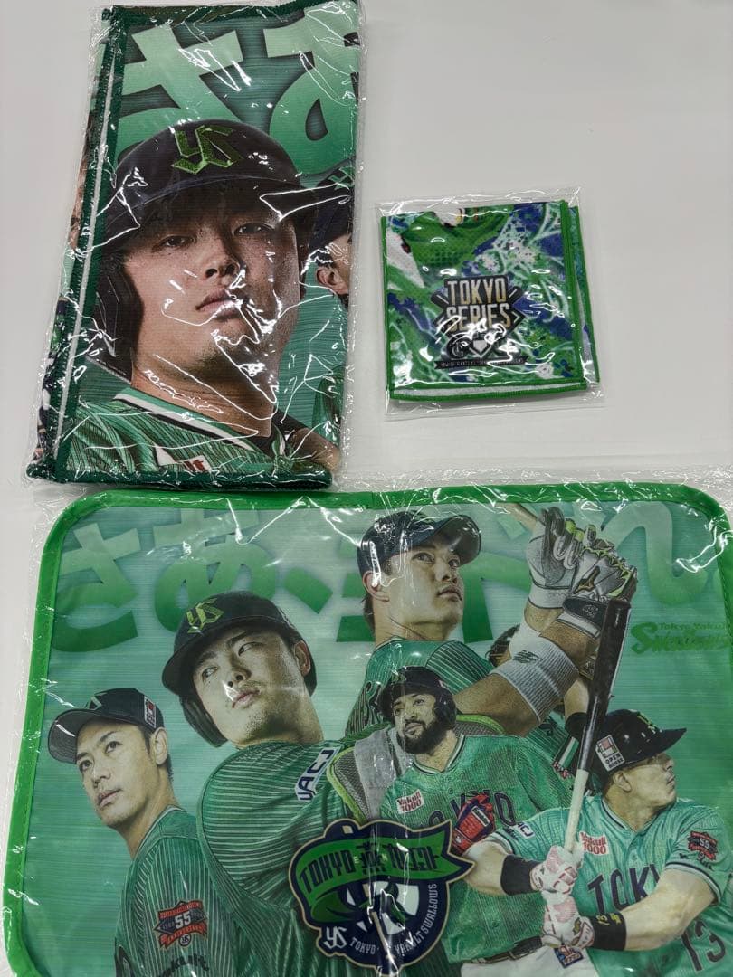 ヤクルトスワローズ グッズ一式 つば九郎 ユニフォーム・浦添手ぬぐい計25点