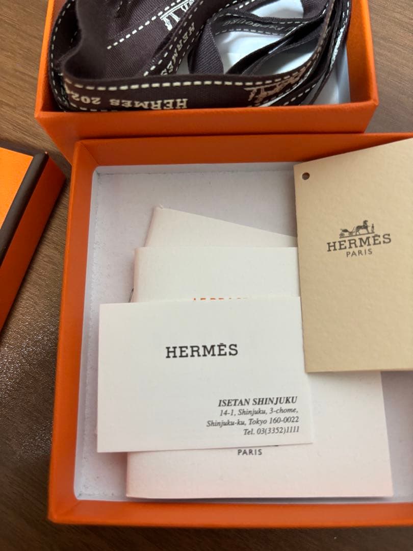 HERMES エナメルブレスレット クリック ピンク/ゴールド