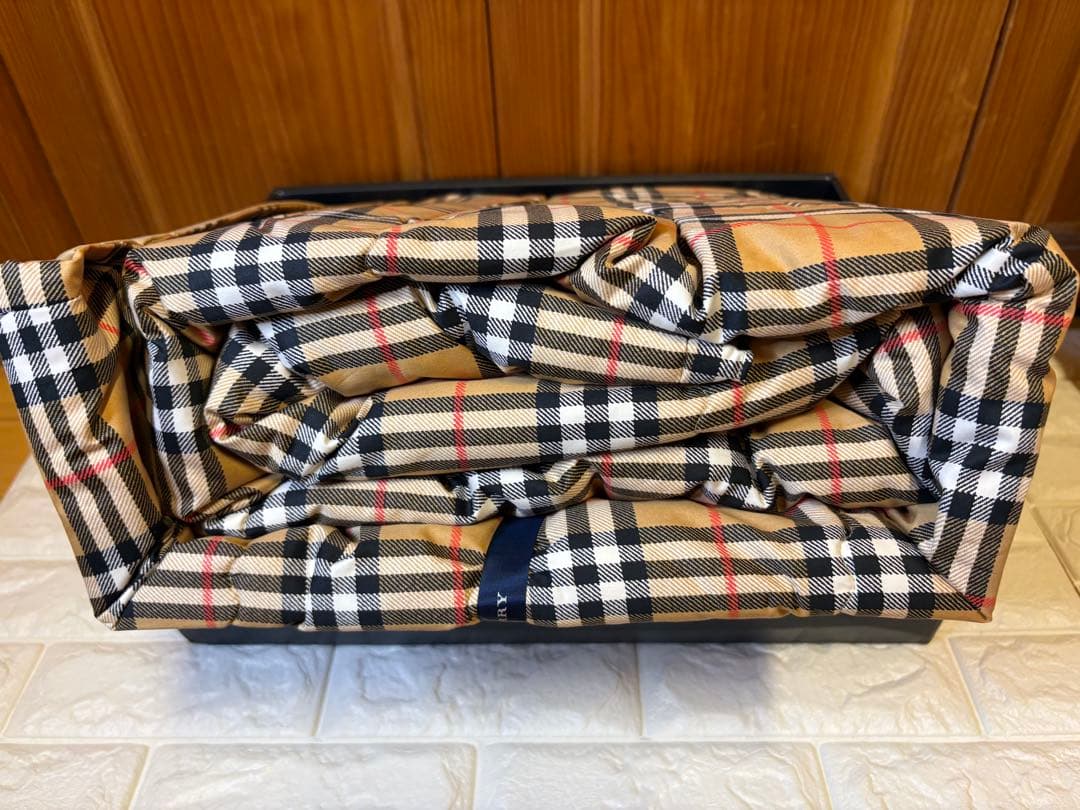 未使用【BURBERRY】シルク掛布団　手挽き真綿　東京西川製　がわ綿　希少