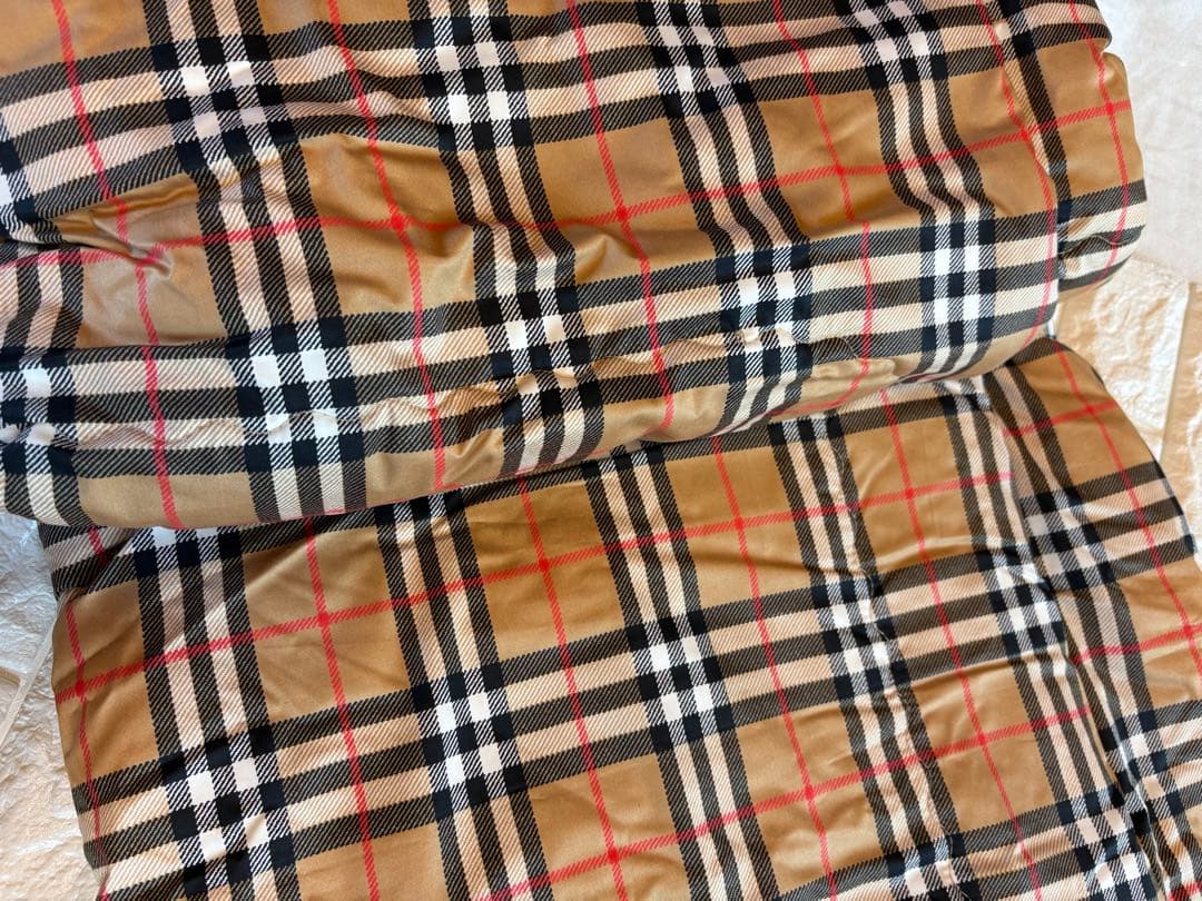 未使用【BURBERRY】シルク掛布団　手挽き真綿　東京西川製　がわ綿　希少