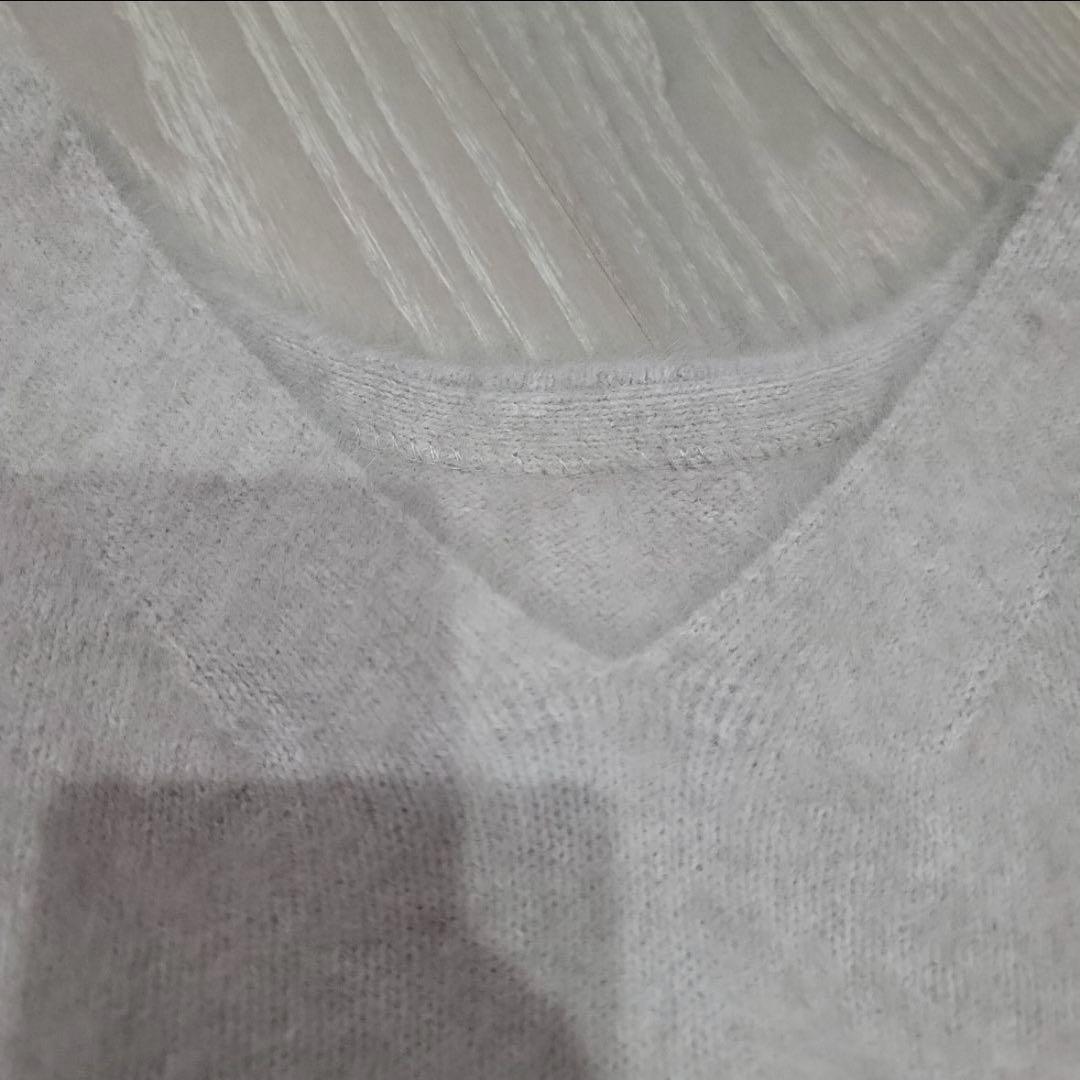 ライトグレーFOXカシミヤ Vネック ニットセーター