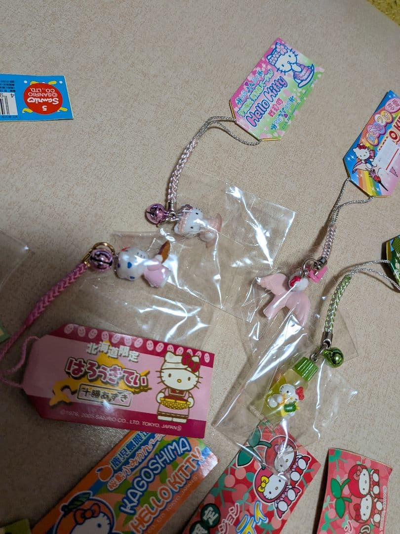 ご当地限定　キティ　根付　100個　レアあり