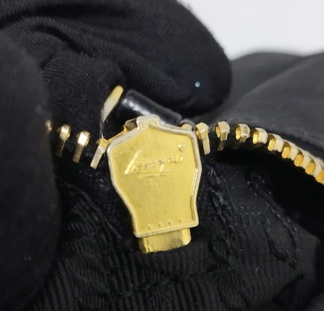 美品☆　プラダ　トートバッグ　ビジュー　レザープレート　肩掛け　ナイロン