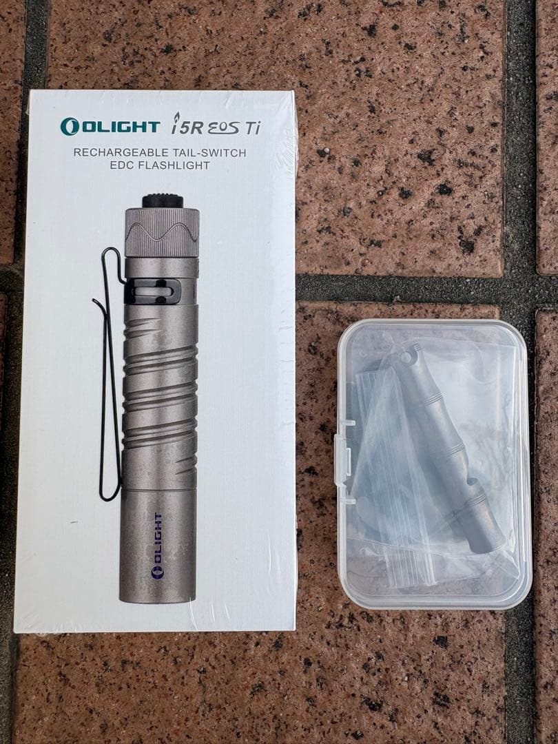Olight i5R EOS Ti チタンホイッスル付き