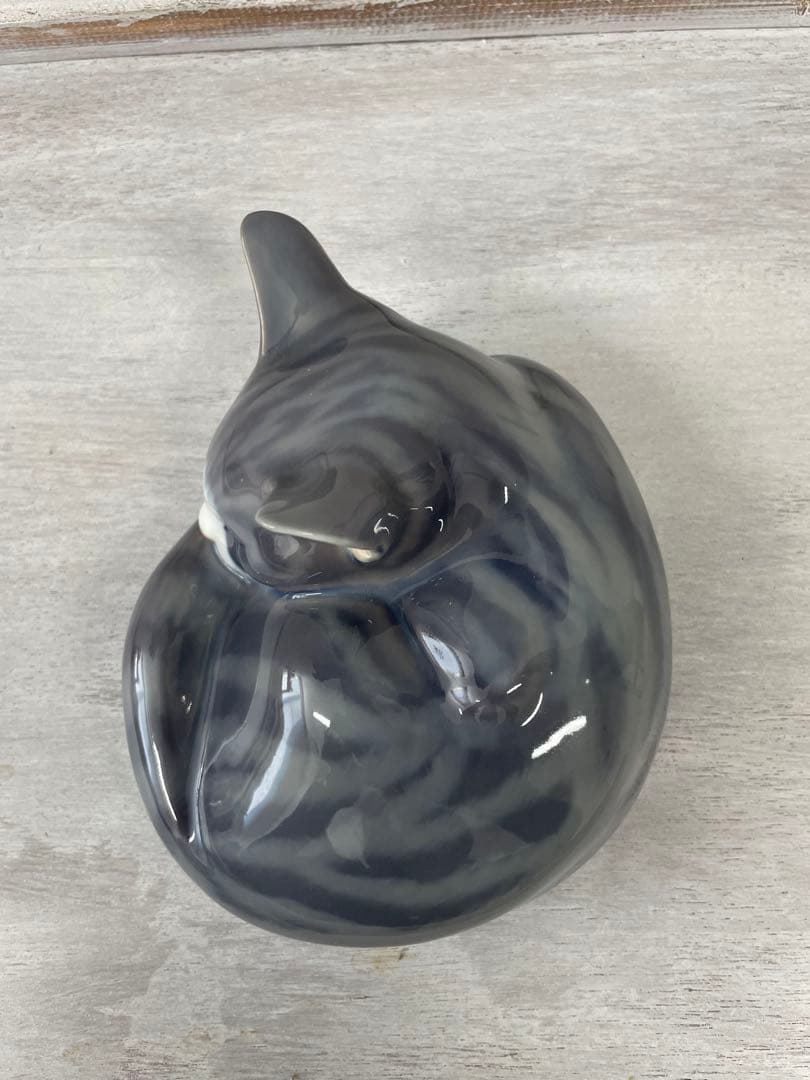 最終お値下げ　希少ロイヤルコペンハーゲン フィギュリン ねむり猫