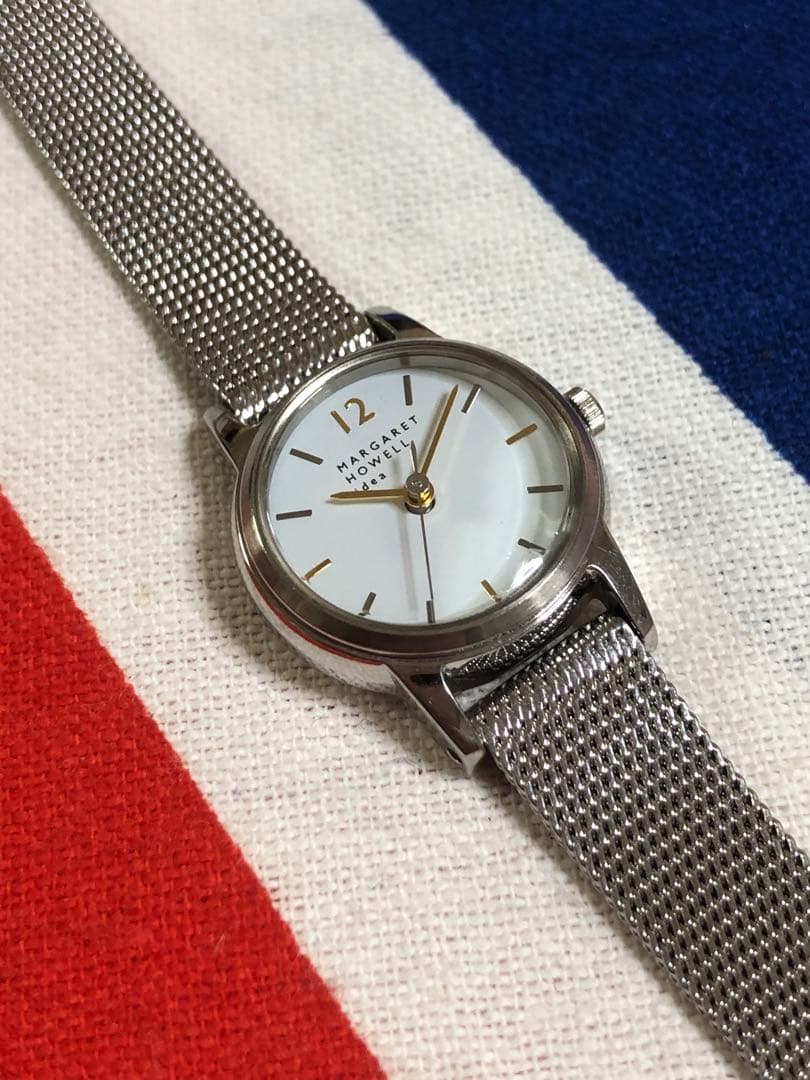 MARGARETHOWELL 美品！ソーラー時計　2次電池交換済