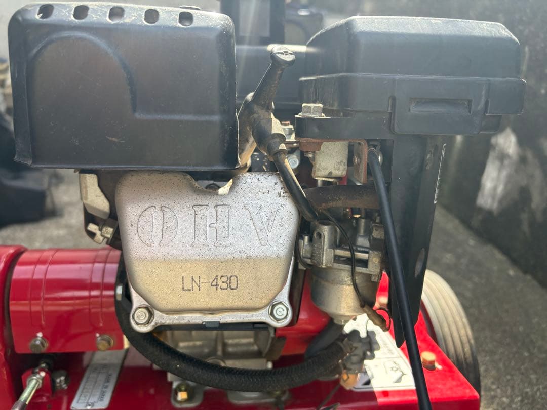 バロネス　エンジン式芝刈り機 LM41A