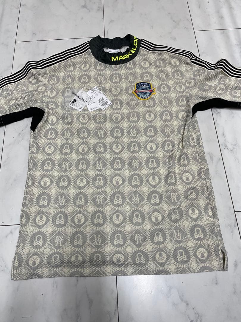 MARK & LONA グレー模様 ハイネックシャツ国内正規品