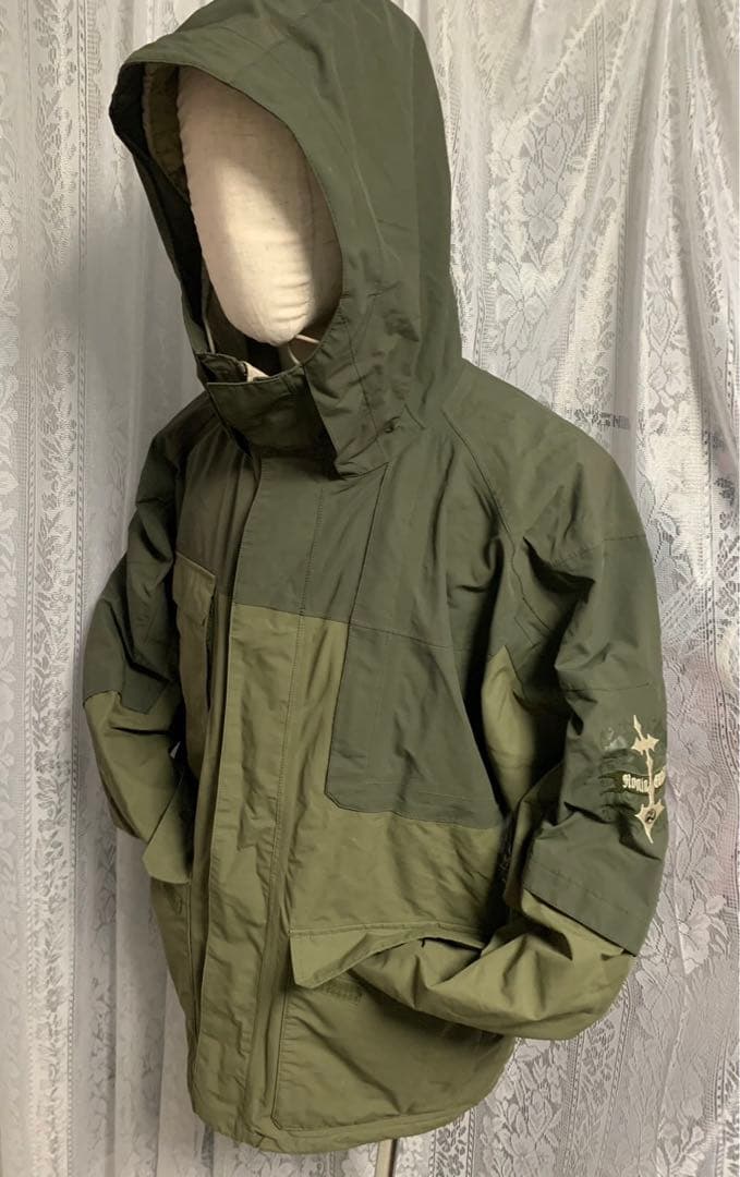 BURTON RONIN バートン　スキー　スノボウエア　GORE-TEX 　L