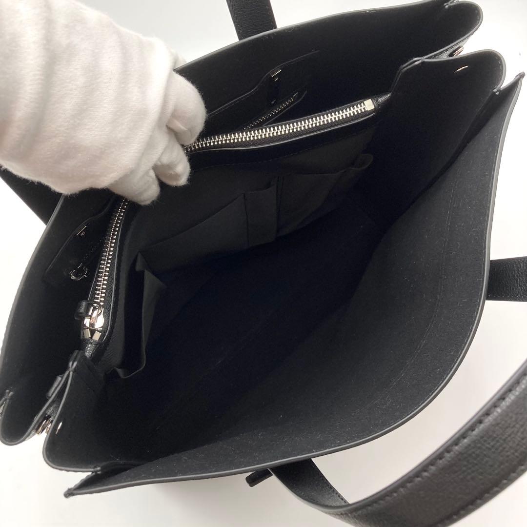 eico minami✨FURLA ジョーヴェL トートバッグ 黒 レザー