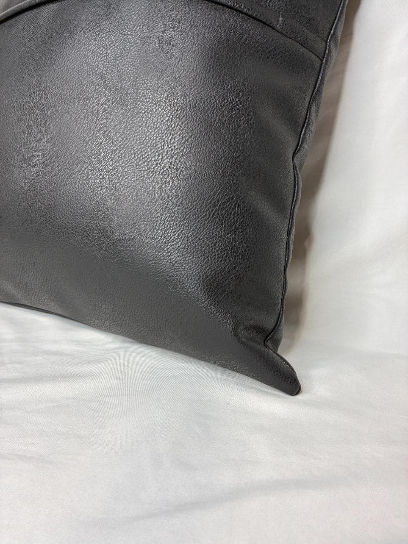 ▼KARE▲　レザークッション　スカル　スタッズ　カレ　デザイナーズ　レア