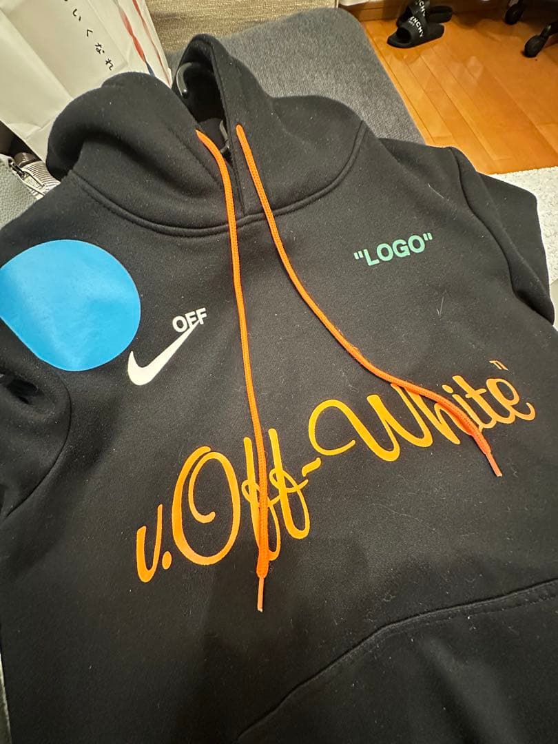 ポ*ル様 Off-White NIKE パーカー
