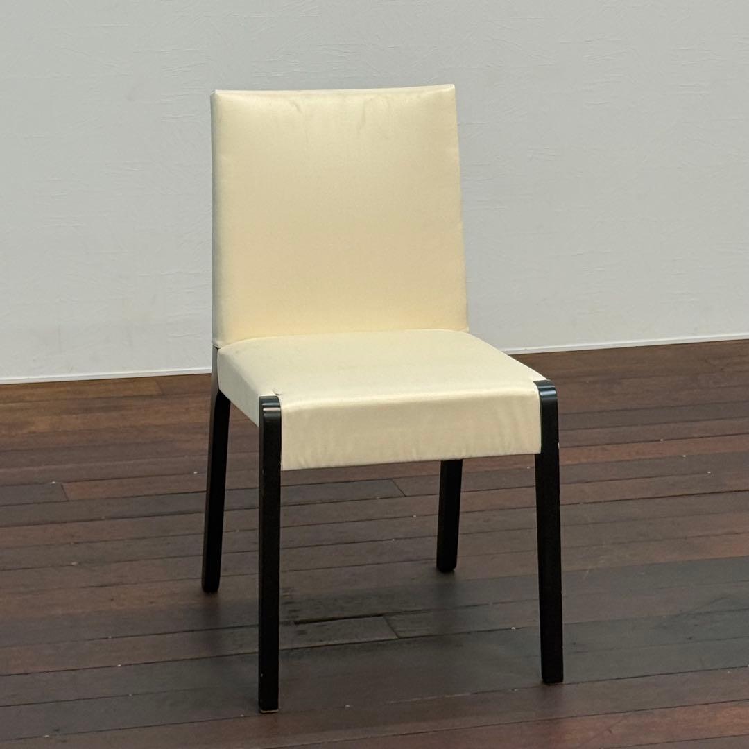 H110K54d Cassina IXC GINGER ダイニングチェア