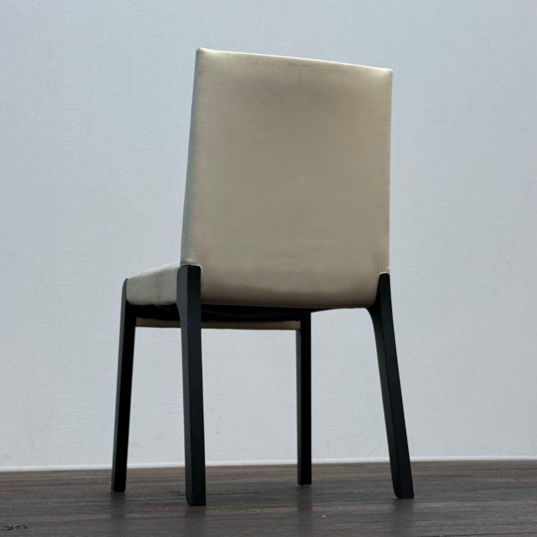 H110K54d Cassina IXC GINGER ダイニングチェア