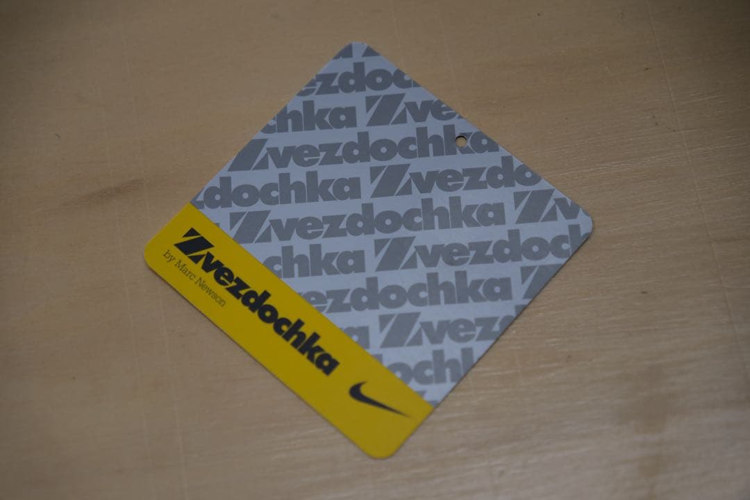 NIKE / ZVEZDOCHKA シュベドッカ / マーク・ニューソン