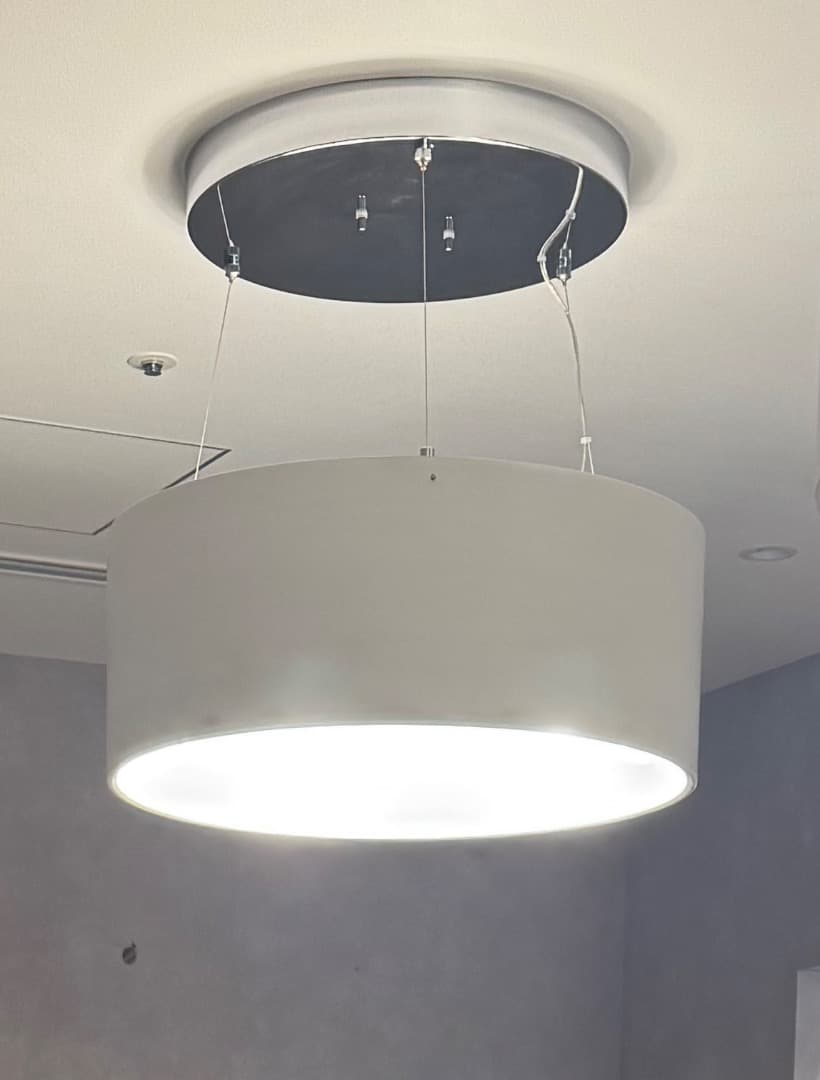 大塚家具　天井ライト　照明　モダン　おしゃれ