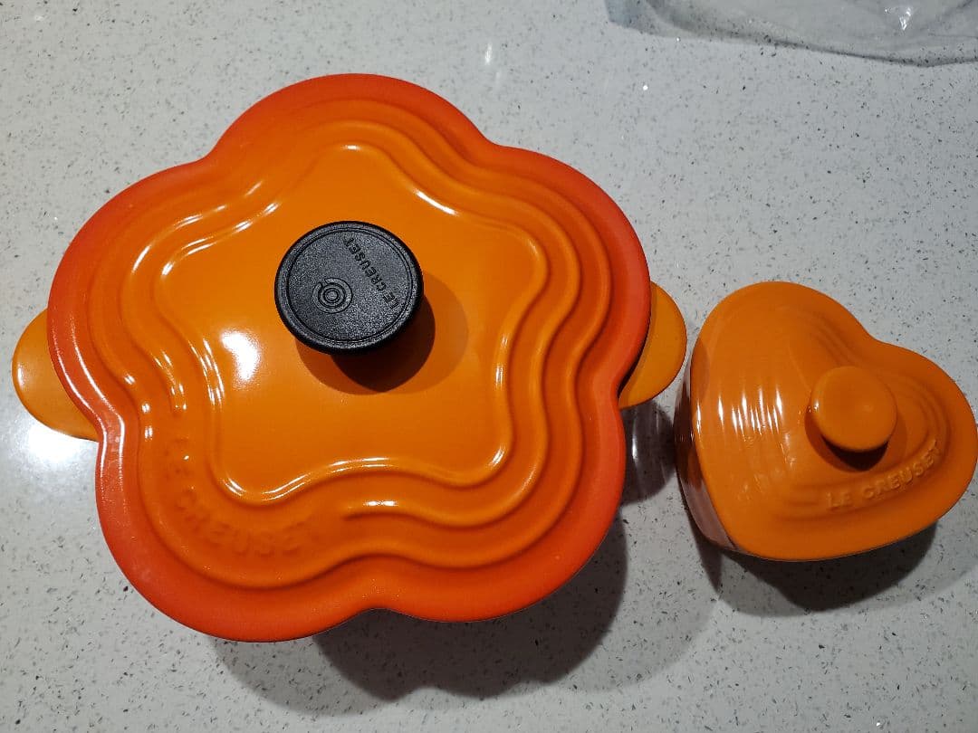 ル・クルーゼ　ココットロンド　フルール　ラムカンダムール　セット