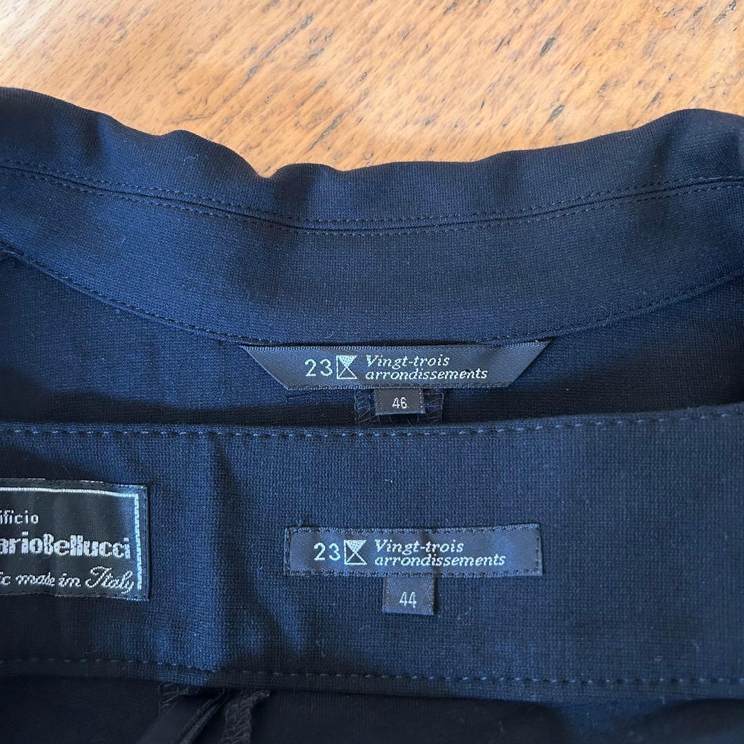 大きいサイズ46,44 23区　黒ストレッチパンツスーツ