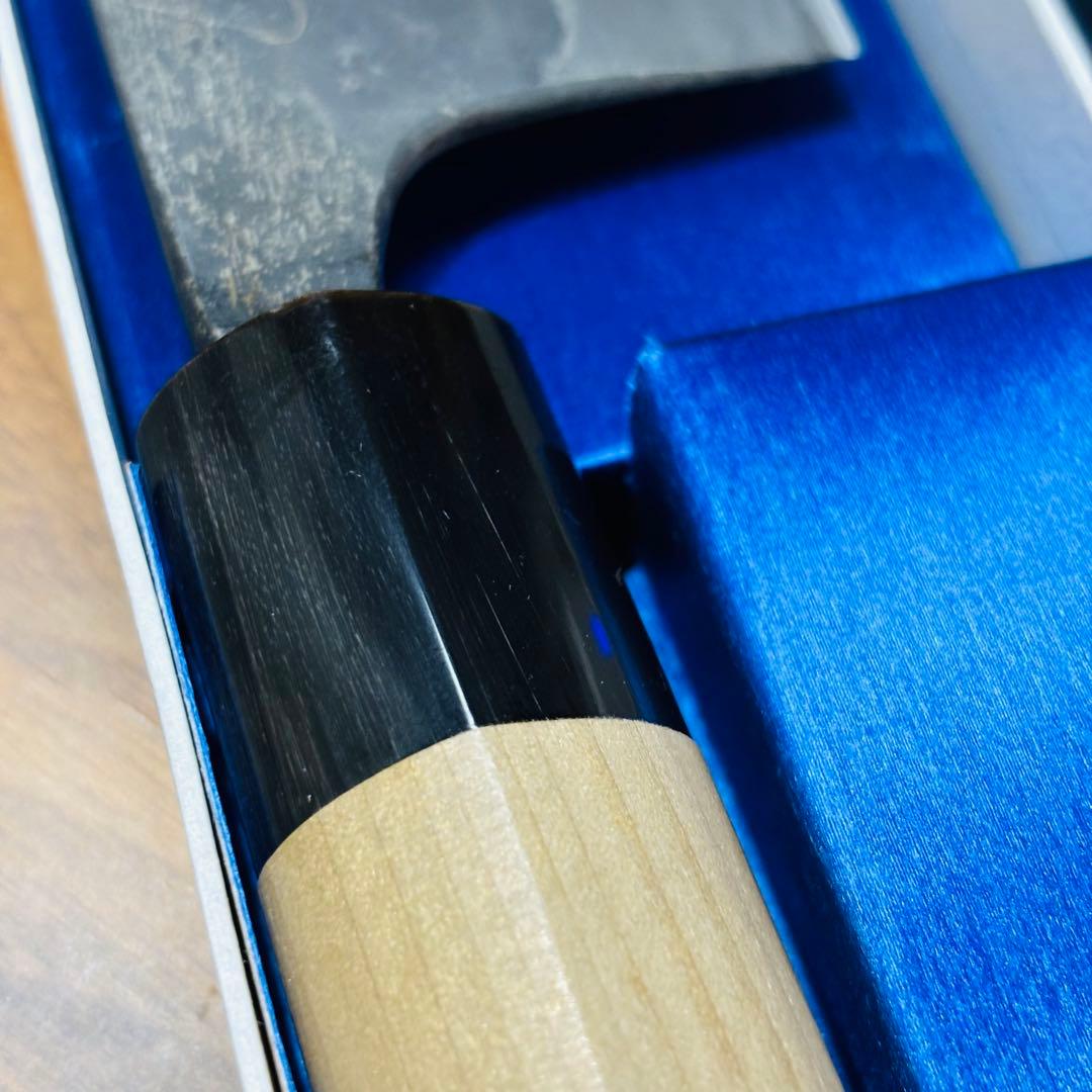 重房　包丁　三条鍛冶　飯塚解房　(銘/重房) 165mm 菜切包丁　黒打ち仕様