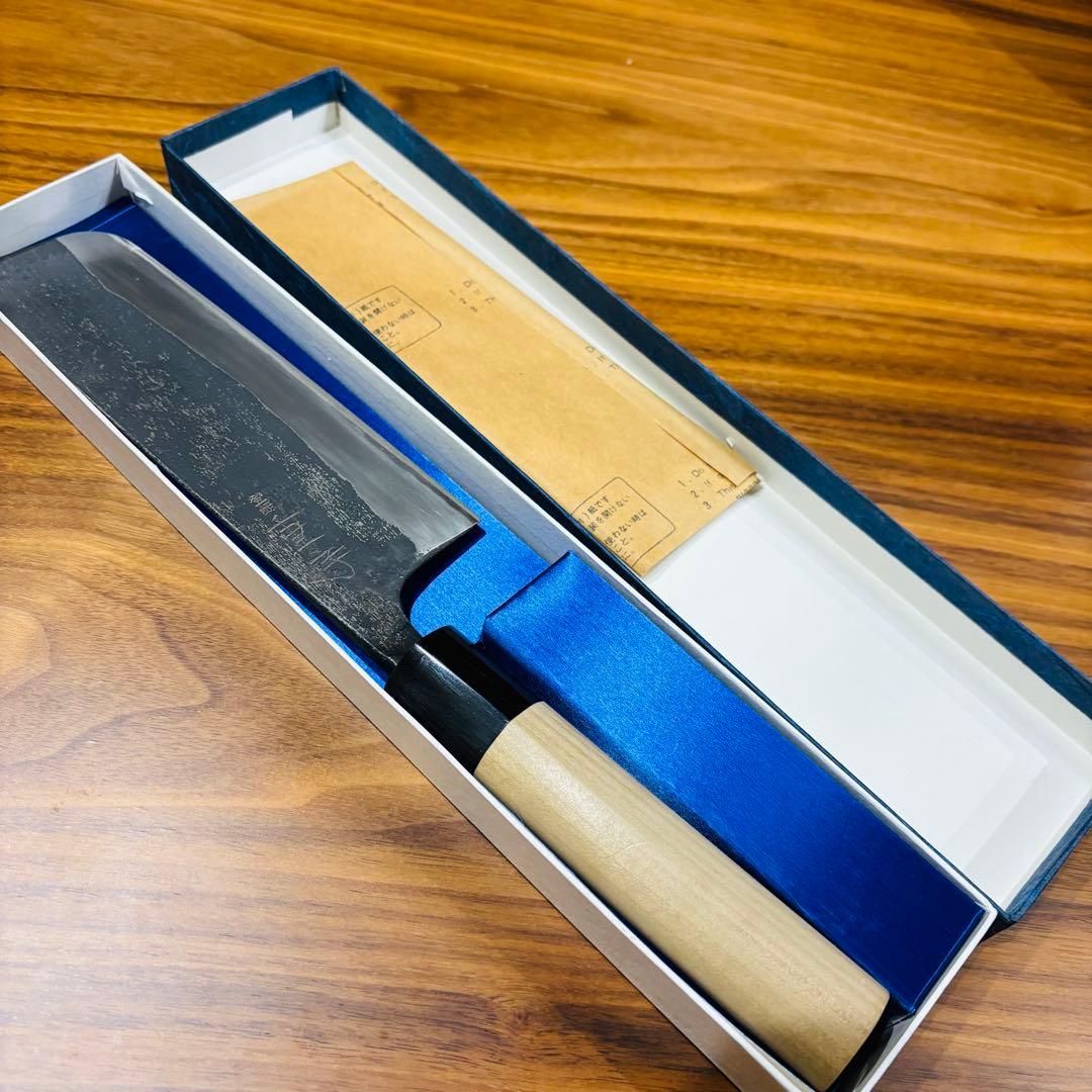 重房　包丁　三条鍛冶　飯塚解房　(銘/重房) 165mm 菜切包丁　黒打ち仕様