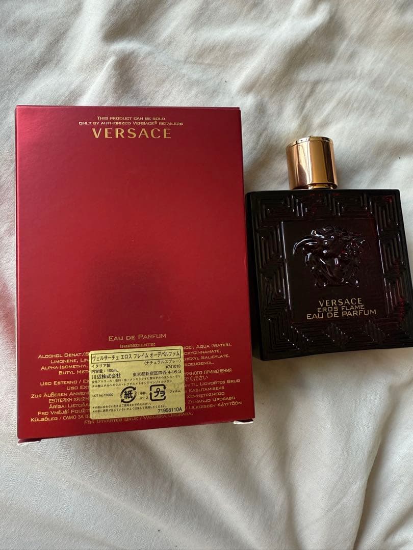 ヴェルサーチェ　エロス　フレイム　オーデパルファム　100ml