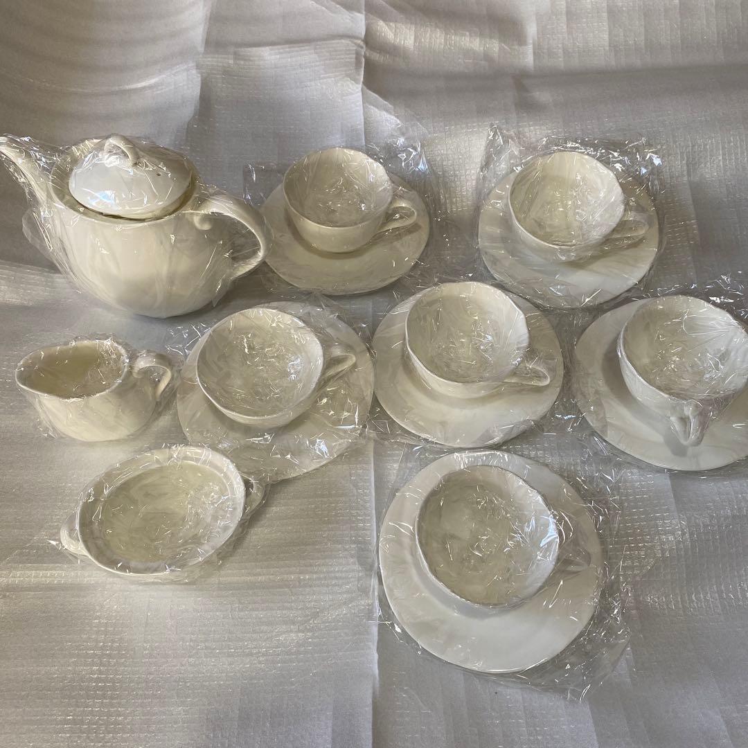 ノリタケボンチャイナーディナーセット