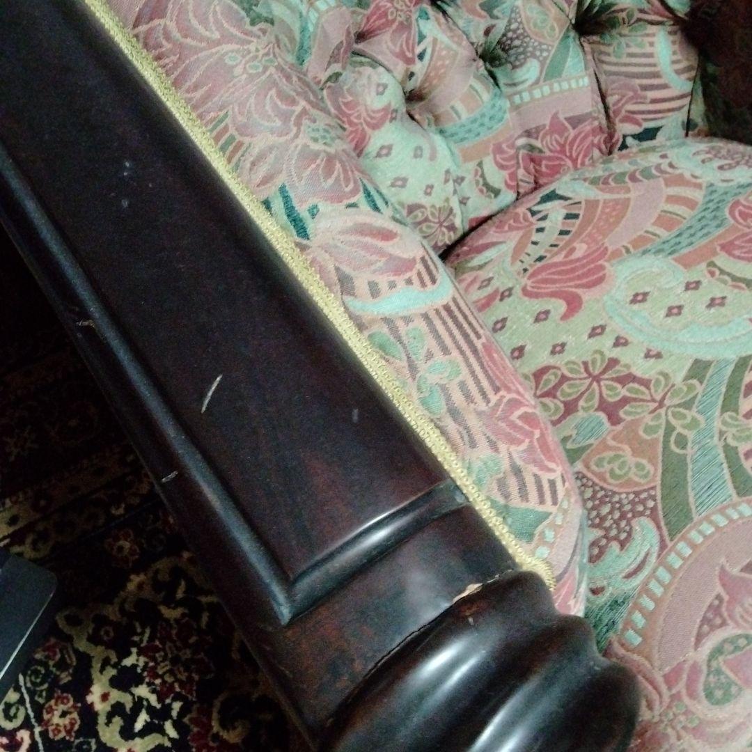 らむ　ビクトリアンスタイル 　3人掛けソファ