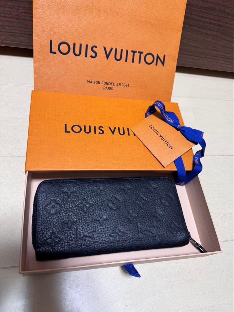 ルイヴィトン　極美品　正規品　ジッピーウォレット　ヴェルティカル