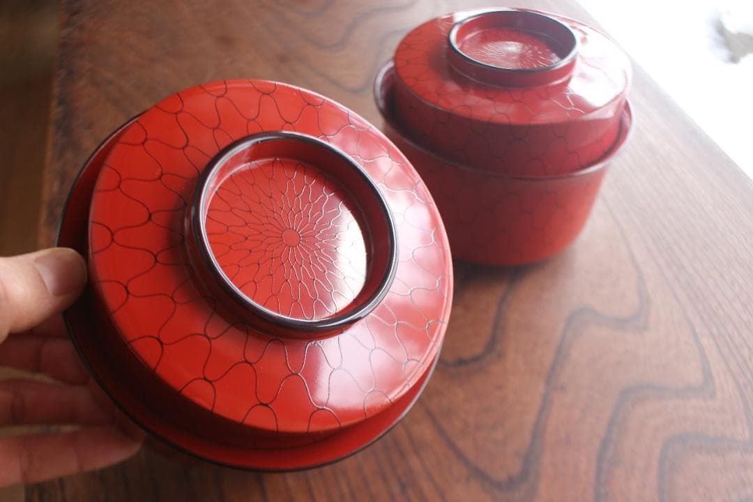 デッドストック！上質朱漆に風情ある網目文の映える筒形大椀2点（検京塗煮物椀