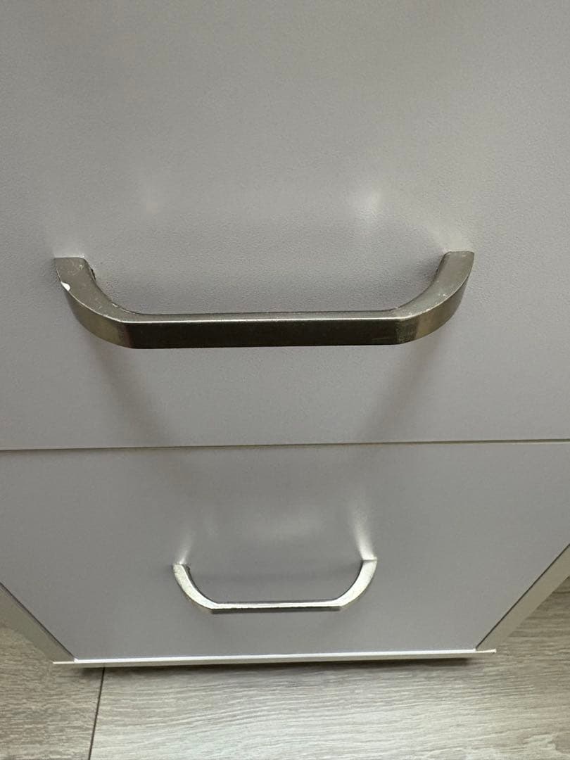 【もかちゃんのママ専用】ネイルテーブル　ホワイト キャスター付きデスク