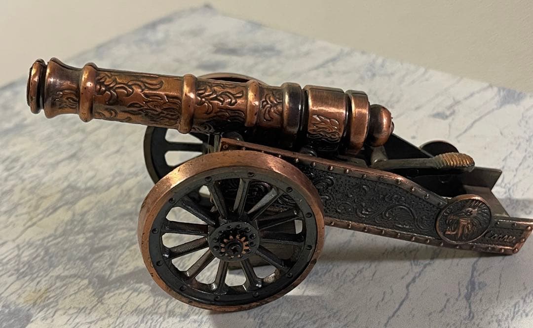 #suveniri コレケシヨン　大砲