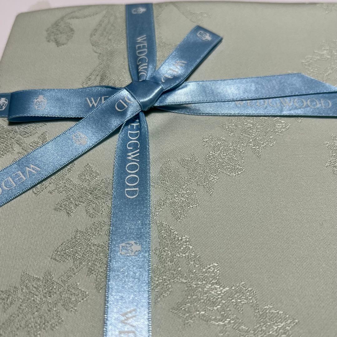 新品未使用　 テーブルクロス ジャスパー 130x200はっ水