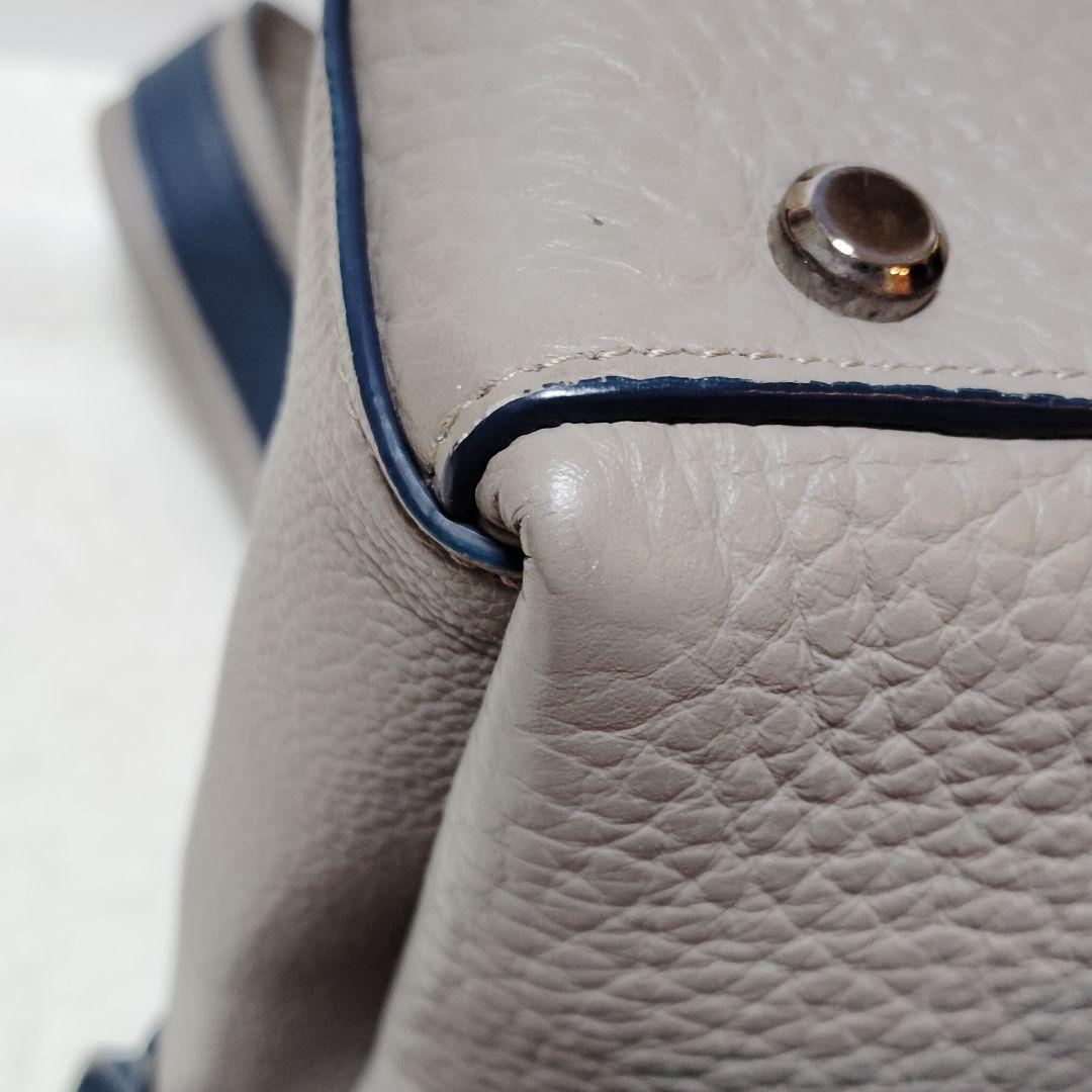 【売約済み】 フルラ ジョーヴェ メッセンジャーバッグ シボ革 A4可 大容量