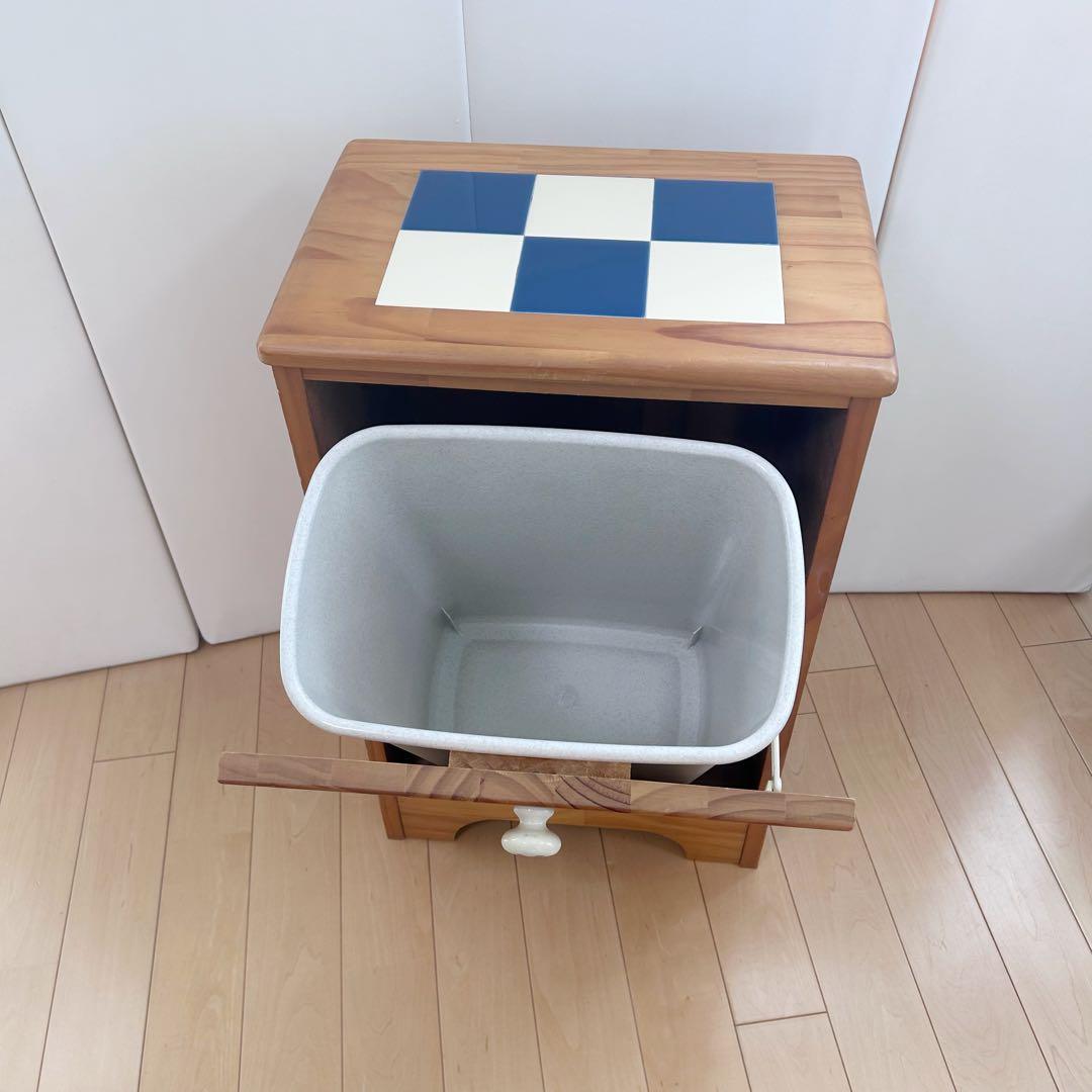北欧　ダストボックス　パイン集成材　ダスト収納　タイル張り　24ℓバケツ付き